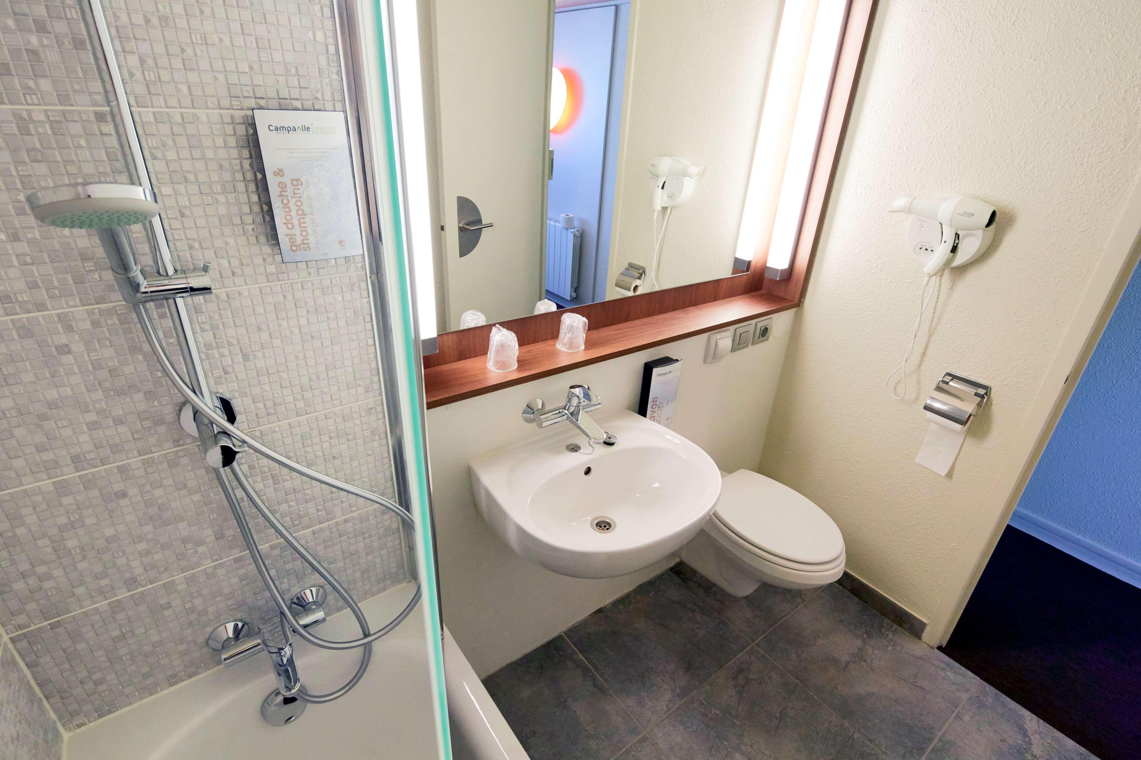 Hotel Campanile Dijon Sud - 3*