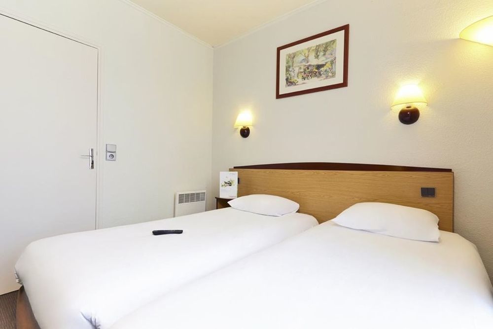 Campanile Dijon Sud - 3*