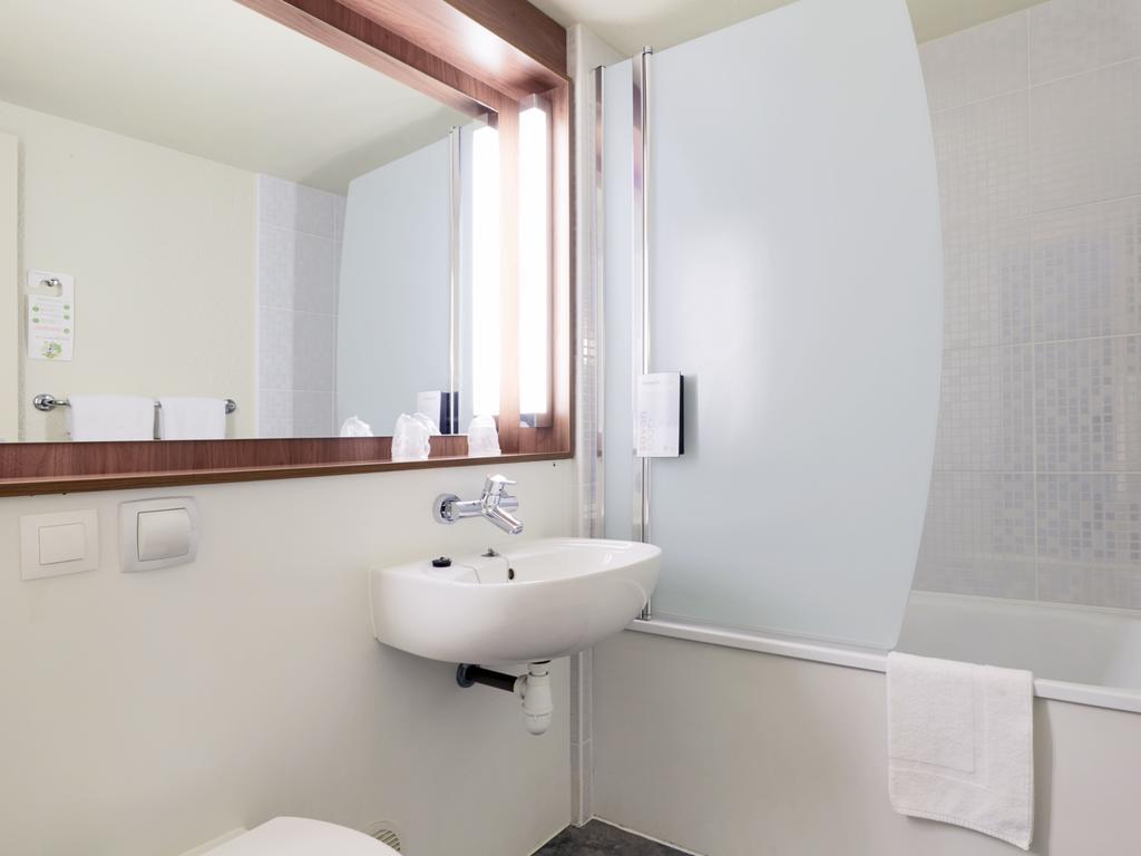 Hotel Campanile Dijon Sud - 3*